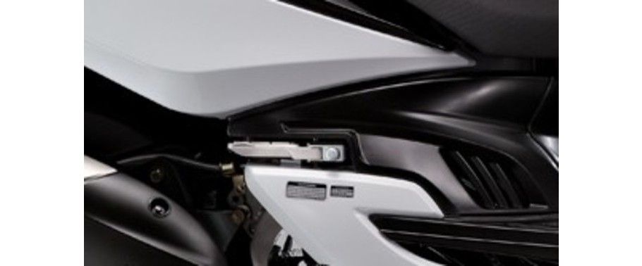 Kymco Grand Dink 300i Foot Rest View Kymco Grand Dink 300i Foot Rest View