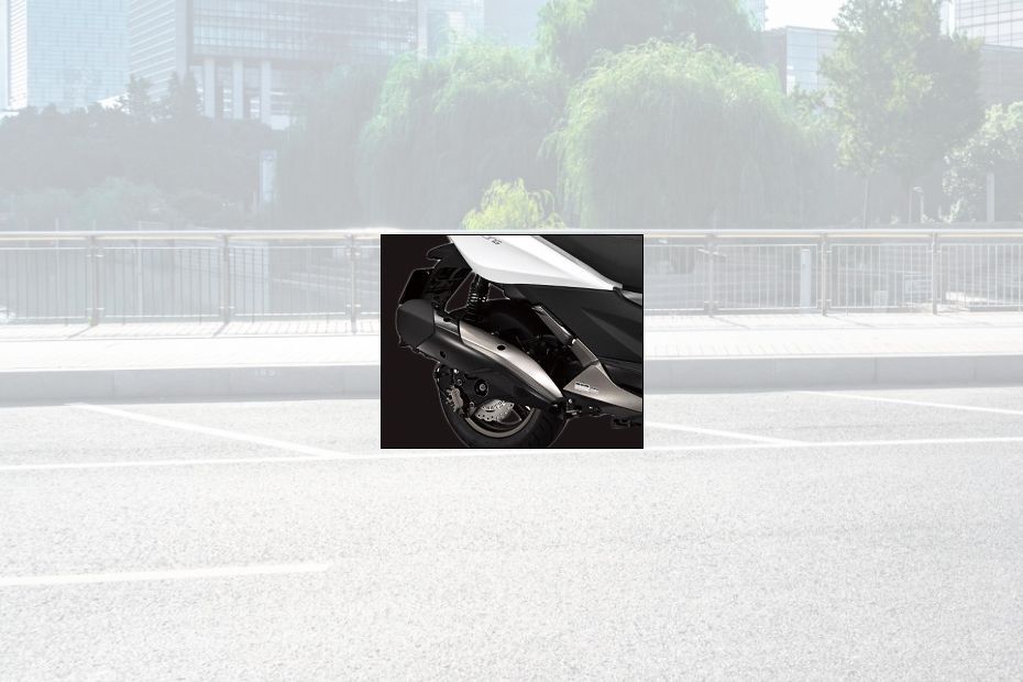 Kymco Xciting 300i Exhaust View Kymco Xciting 300i Exhaust View