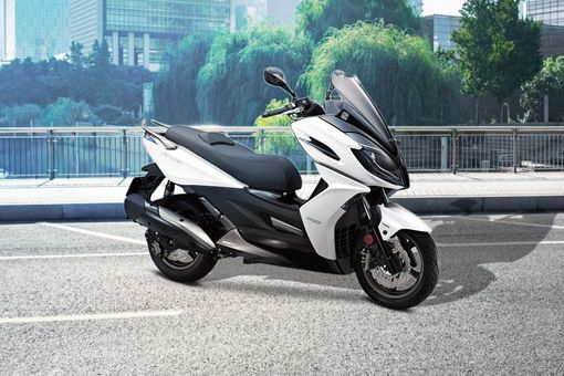 Discontinued Kymco Xciting 300i Standard Features Specs Zigwheels