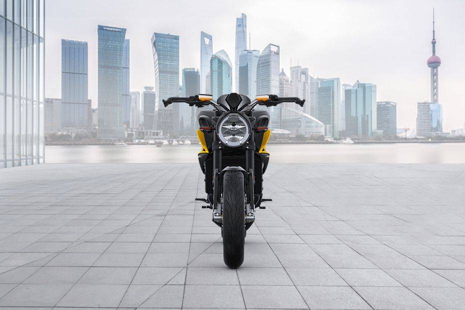 MV Agusta Dragster 800 Front View Full Image MV Agusta Dragster 800 Front View Full Image