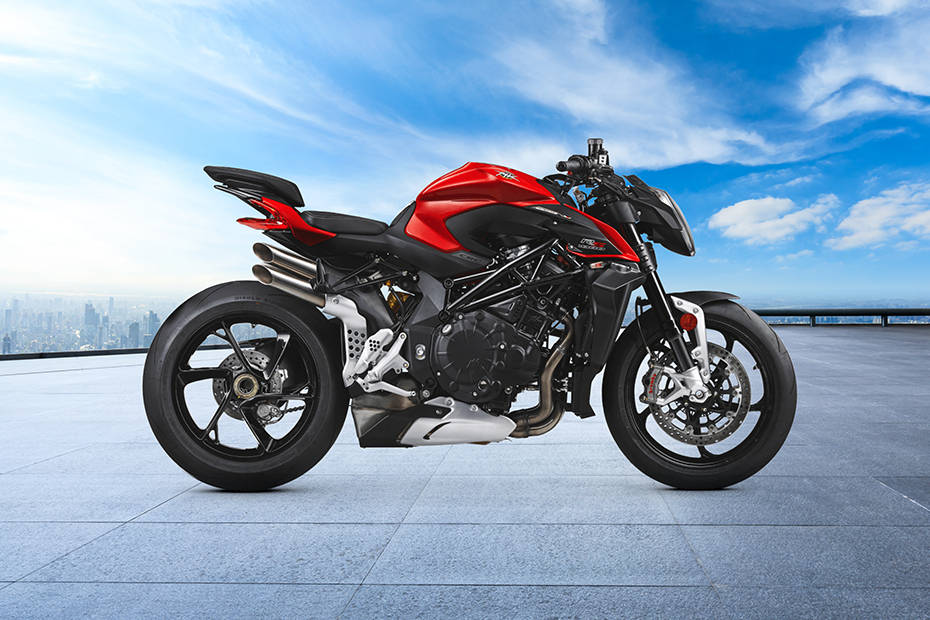 MV Agusta Brutale 1000 Right Side Viewfull Image MV Agusta Brutale 1000 Right Side Viewfull Image