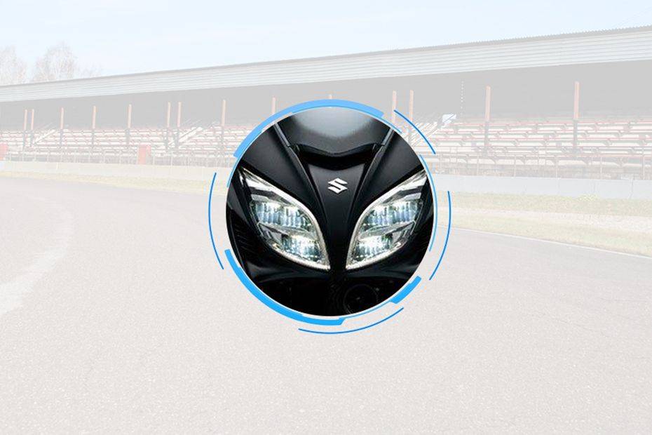 Suzuki Burgman 400 Head Light View Suzuki Burgman 400 Head Light View