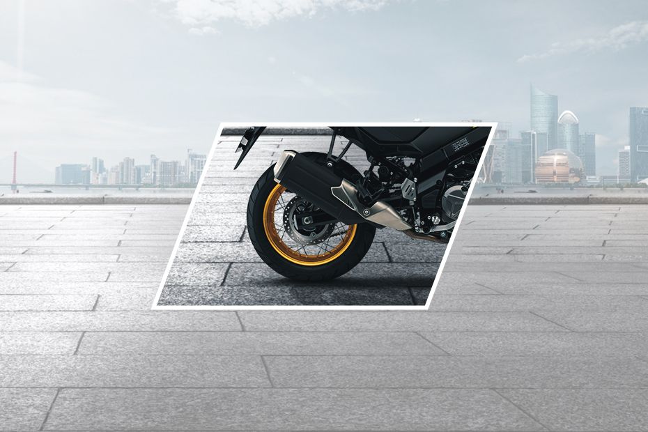 Suzuki V-Strom 650 ABS Rear Tyre Suzuki V-Strom 650 ABS Rear Tyre
