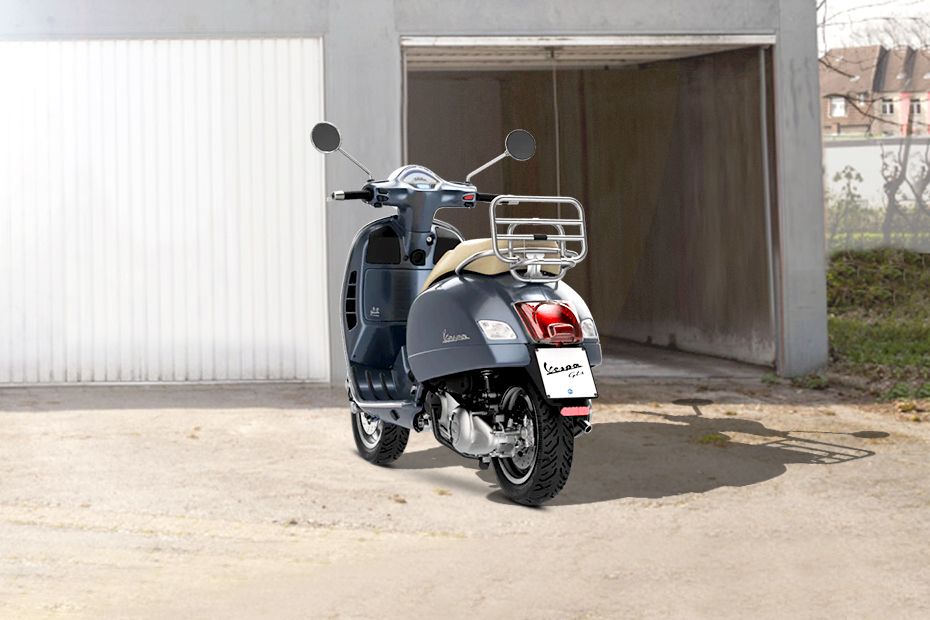 Vespa GTS 300 Slant Back Side View Right