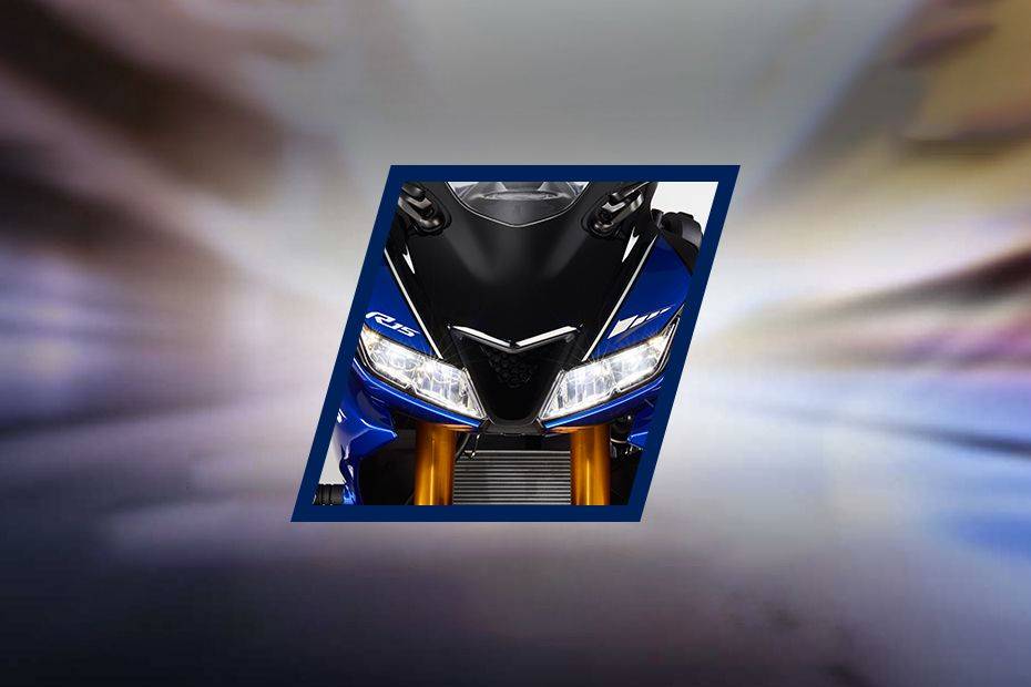 Yamaha YZF R15 Head Light View