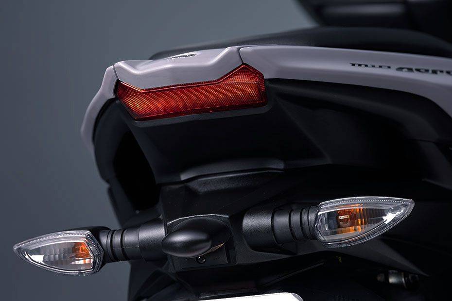 Yamaha Aerox 155 Tail Light View Yamaha Aerox 155 Tail Light View