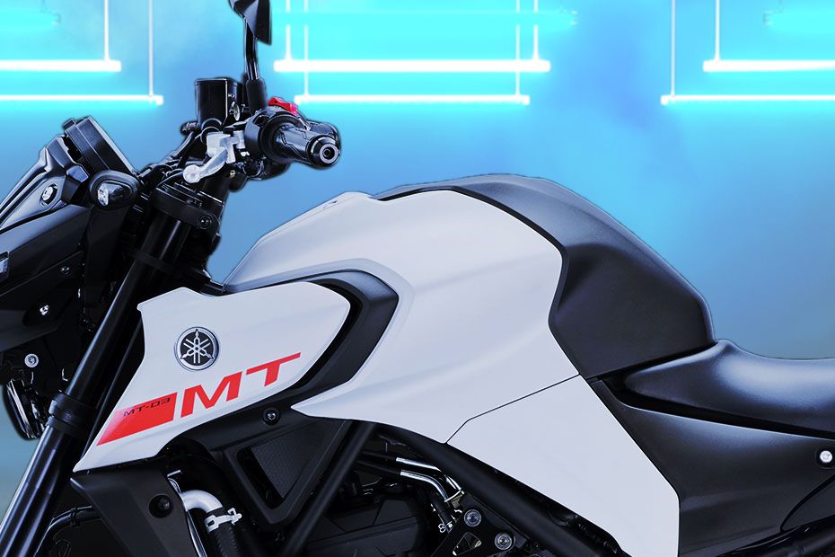 Yamaha MT-03 Fuel Tank View Yamaha MT-03 Fuel Tank View