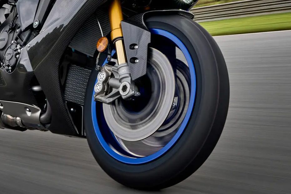 Yamaha YZF R1M Front Tyre