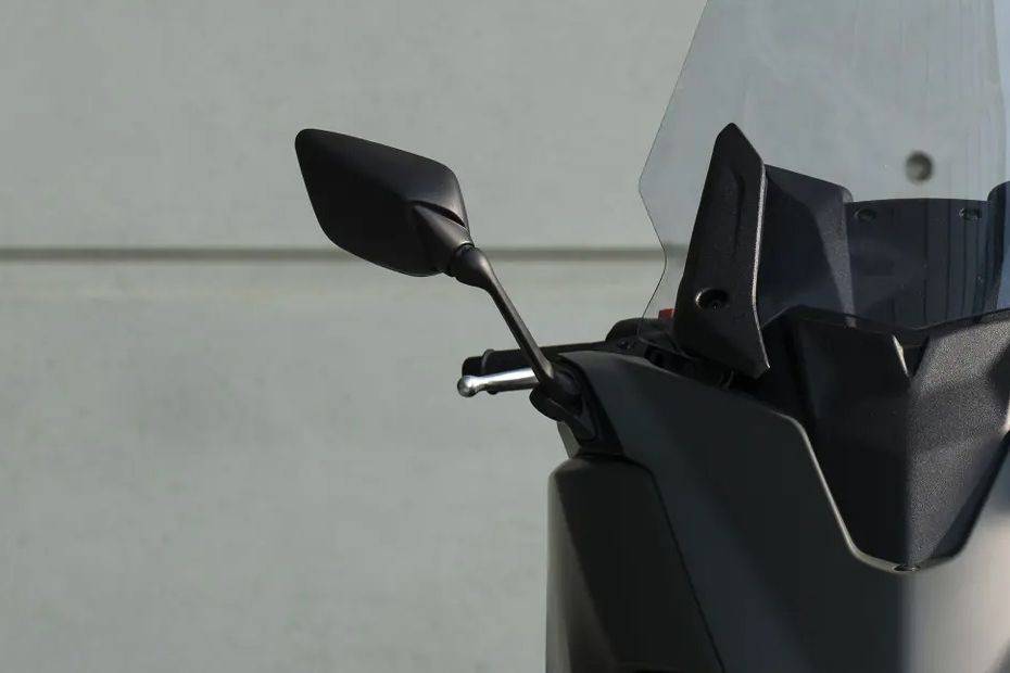 Yamaha TMAX Techmax Handle Bar View Yamaha TMAX Techmax Handle Bar View