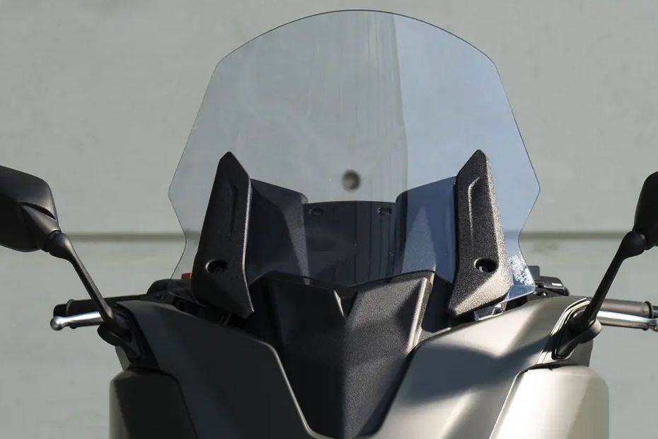 Yamaha TMAX Techmax Windshield Yamaha TMAX Techmax Windshield