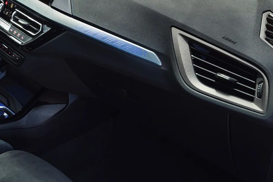 1 Series (Five Door) Front Side Ac Vents 1 Series (Five Door) Front Side Ac Vents