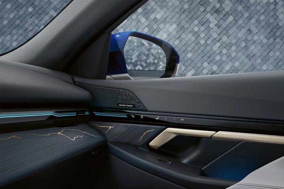 BMW 5 Series Sedan Passengers View