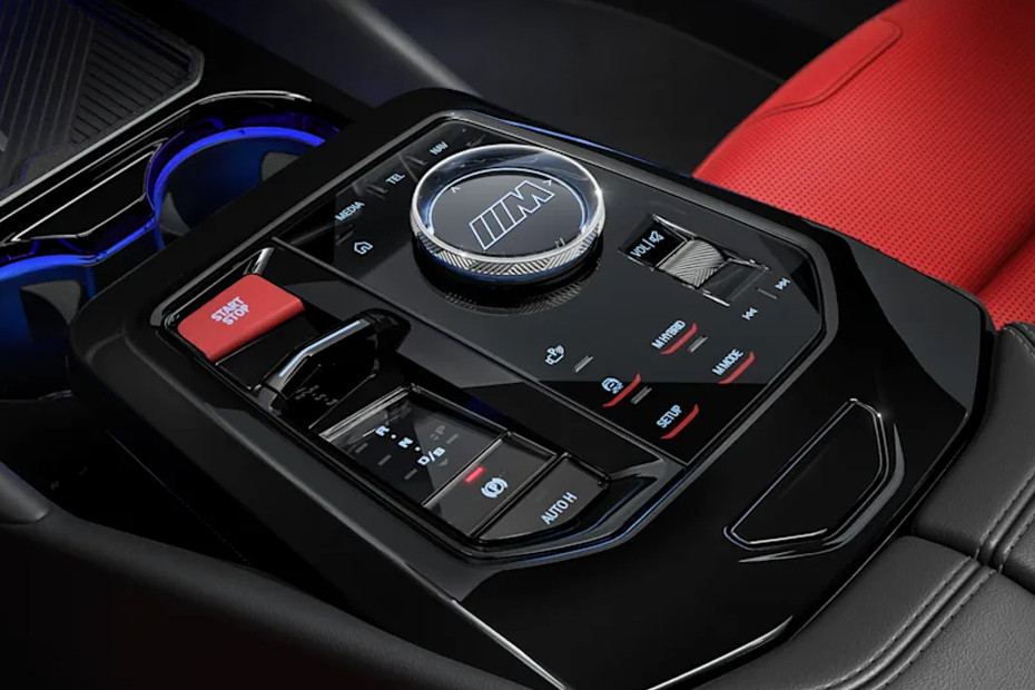 BMW M5 Sedan Center Controls BMW M5 Sedan Center Controls