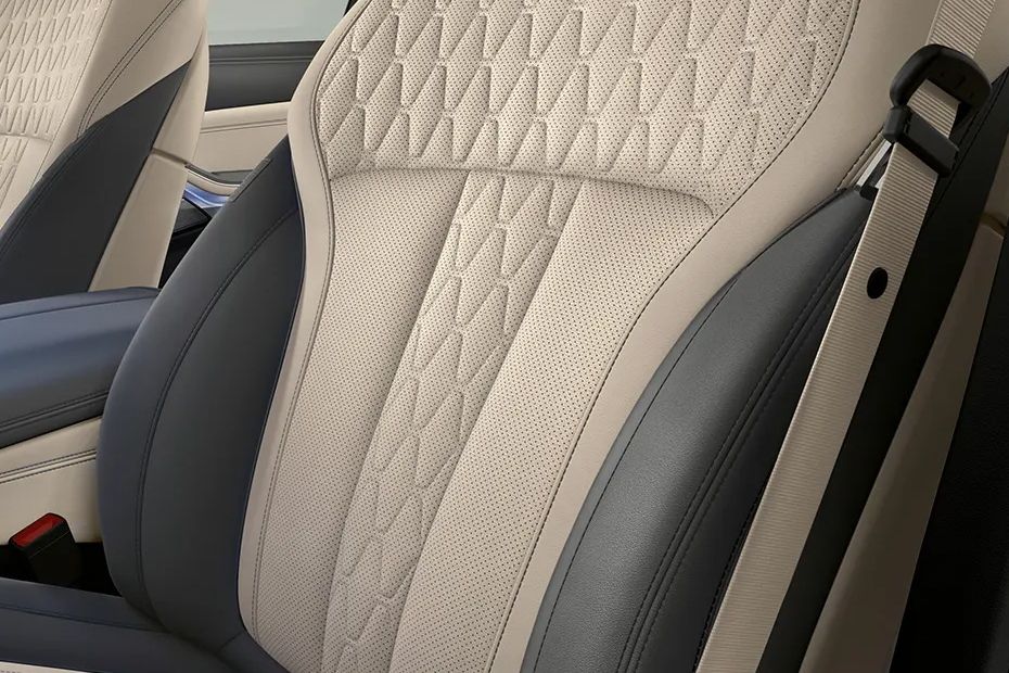 BMW X7 Upholstery Details