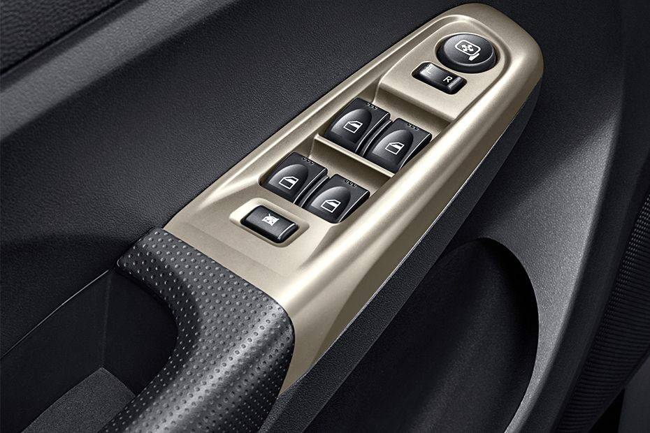 Haima M3 Drivers Side In Side Door Controls