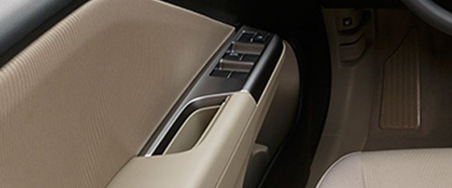 Honda City (2003-2013) Drivers Side In Side Door Controls