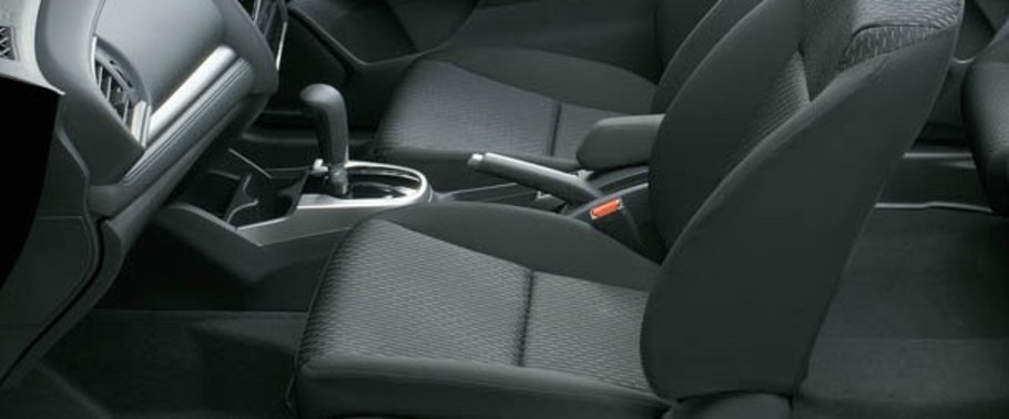 Jazz (2014-2017) Front Seats