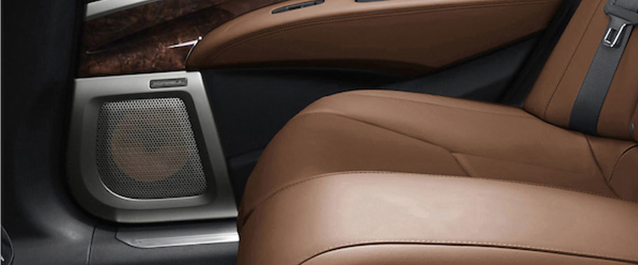 Speakers View of Honda Legend