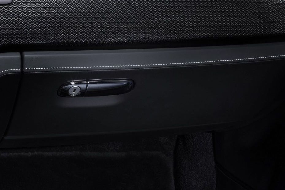 Rolls-Royce Wraith Glove Box Rolls-Royce Wraith Glove Box