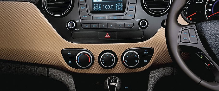 Front AC Controls of Hyundai Grand i10