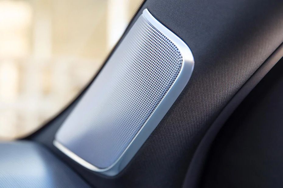 Speakers View of Cadillac Escalade