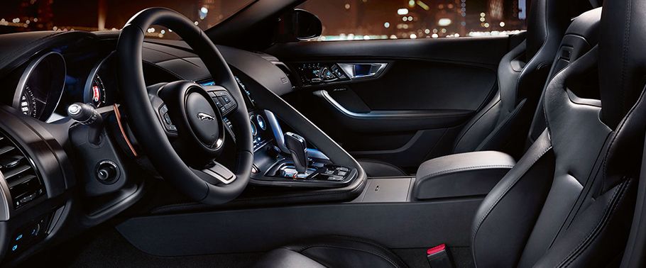Jaguar F-Type Convertible S-AWD Front Seats Jaguar F-Type Convertible S-AWD Front Seats