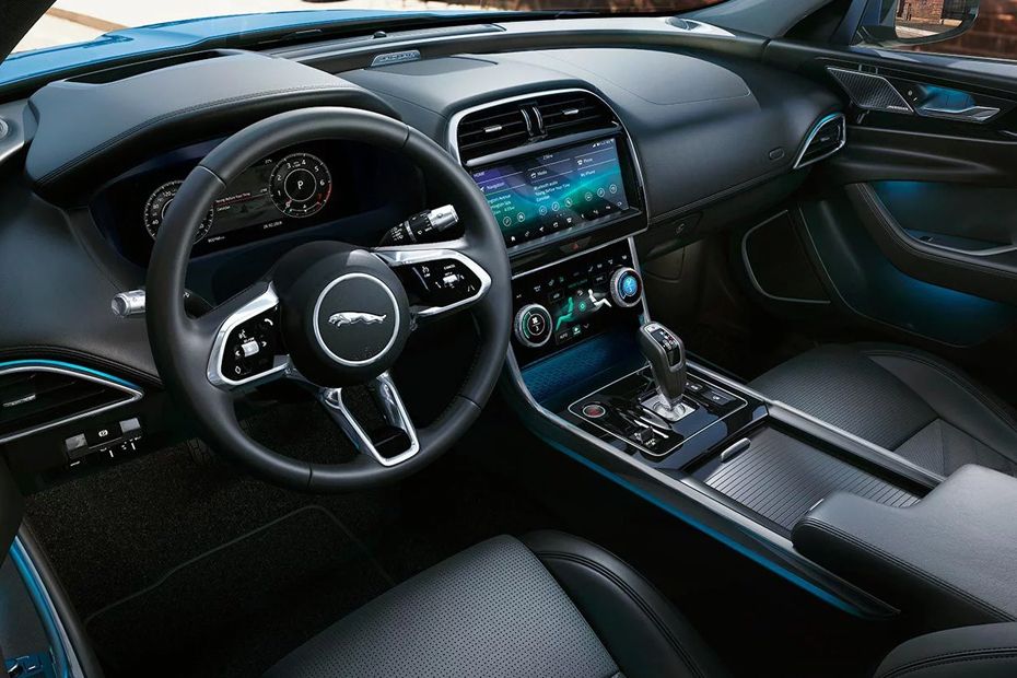 Jaguar XE 2024 Interior