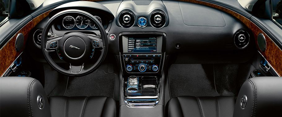 Dashboard View of XJ Premium Luxury LWB