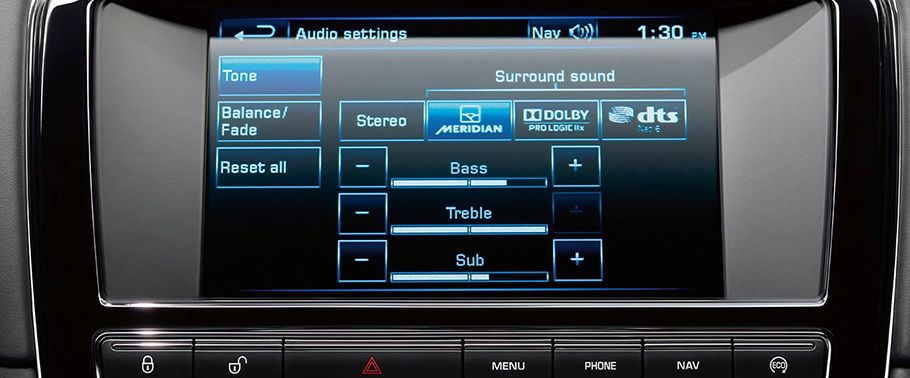 Stereo View of XJ Premium Luxury LWB
