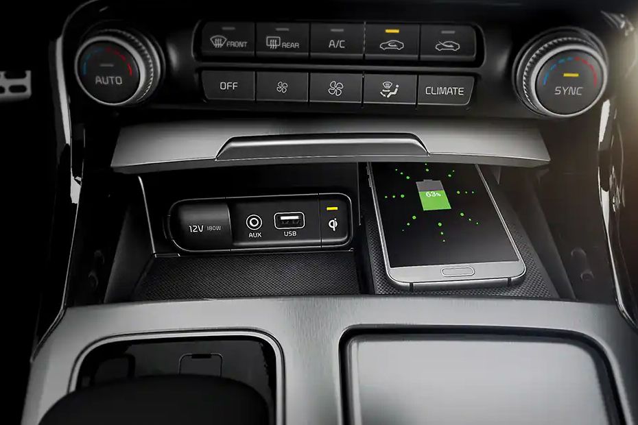 Kia Stinger Power Accessories Outlet View Power Accessories Outlet View of Kia Stinger