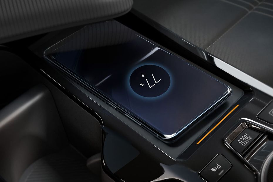 Power Accessories Outlet View of Kia EV6 Power Accessories Outlet View of Kia EV6