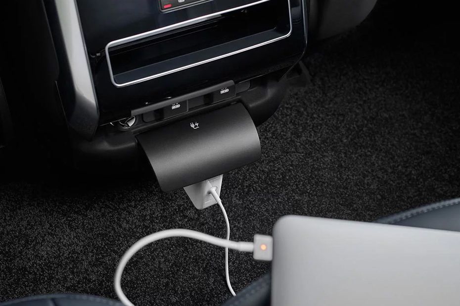 Land Rover Range Rover Sport (2004-2022) Power Accessories Outlet View Land Rover Range Rover Sport (2004-2022) Power Accessories Outlet View