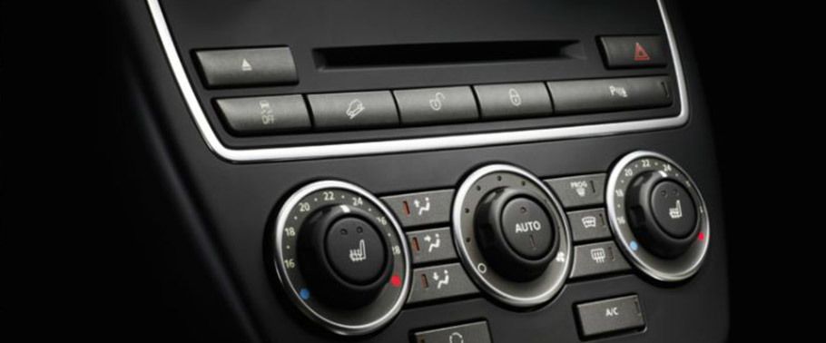 Side AC Controls of Land Rover Freelander 2 Side AC Controls of Land Rover Freelander 2