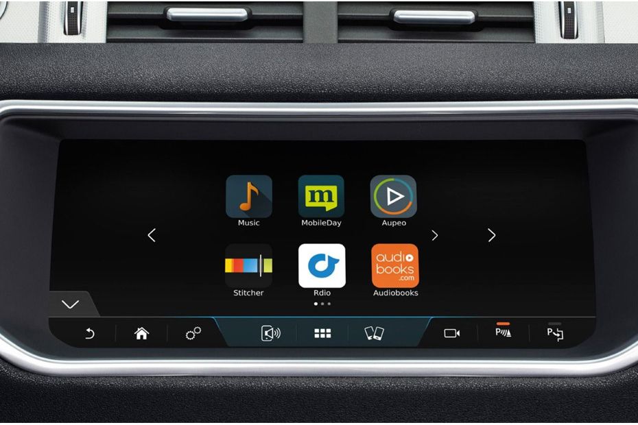 Range Rover Evoque Convertible touch screen