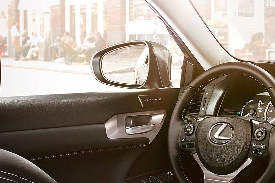 Lexus CT Passengers View