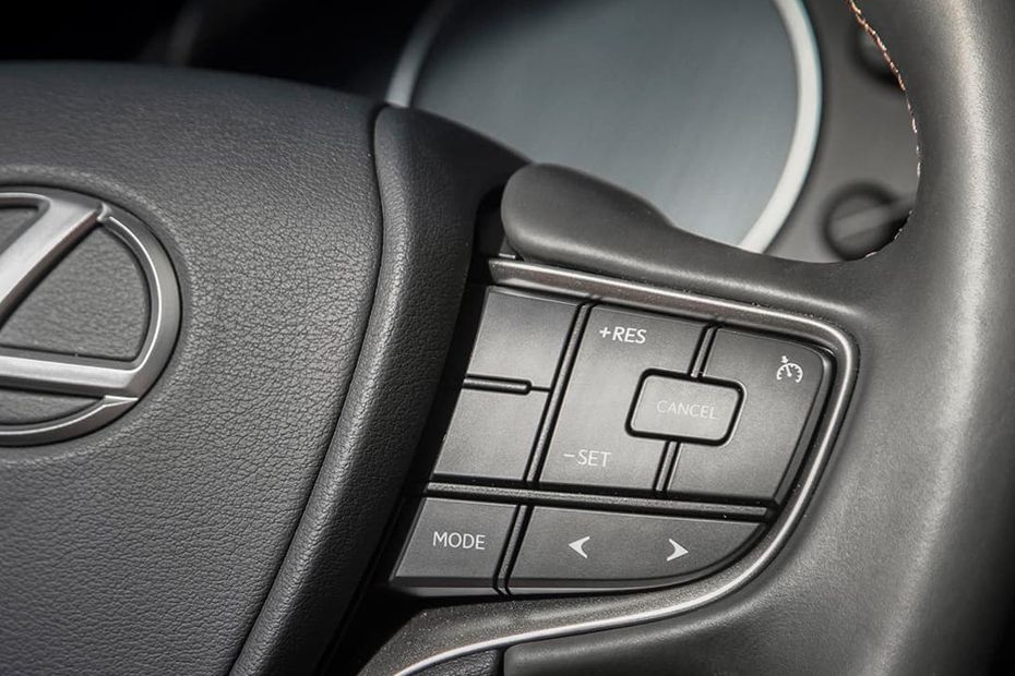 Lexus UX Multi Function Steering Lexus UX Multi Function Steering