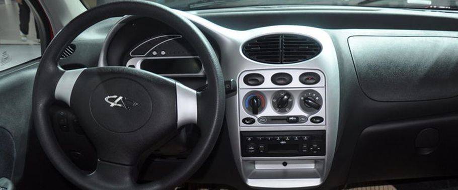 Chery qq3 interior