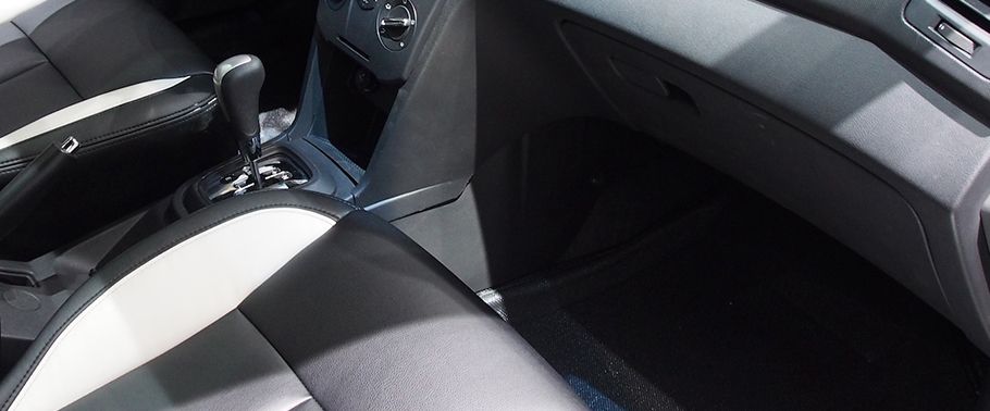 Chery Fulwin 2 Glove Box