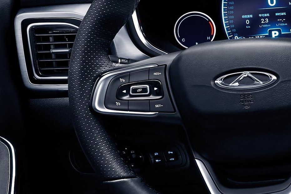 Chery Tiggo 8 Interior & Exterior Images, Colors & Video Gallery ...