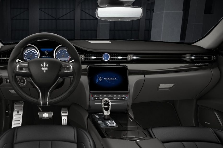 Maserati Quattroporte Dashboard View