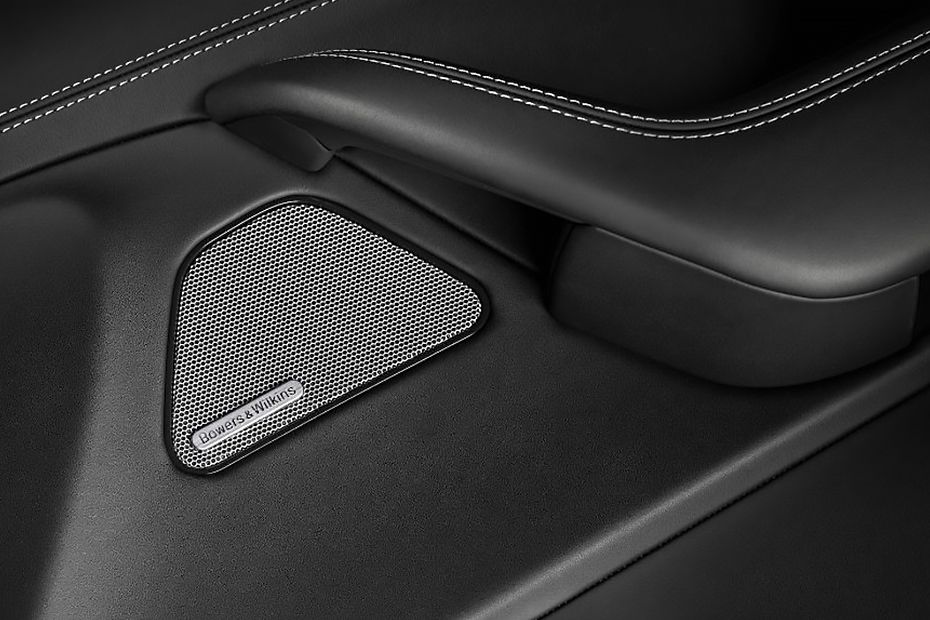 Maserati Levante Speakers View