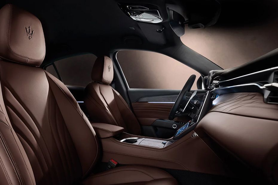 Maserati Grecale Front Seats