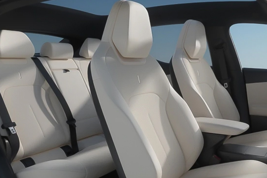 Lynk & Co 02 Front And Rear Seats Together Lynk & Co 02 Front And Rear Seats Together