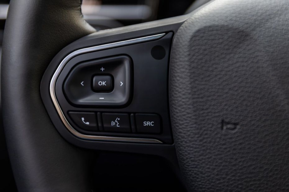 VinFast VF 7 Multi Function Steering VinFast VF 7 Multi Function Steering