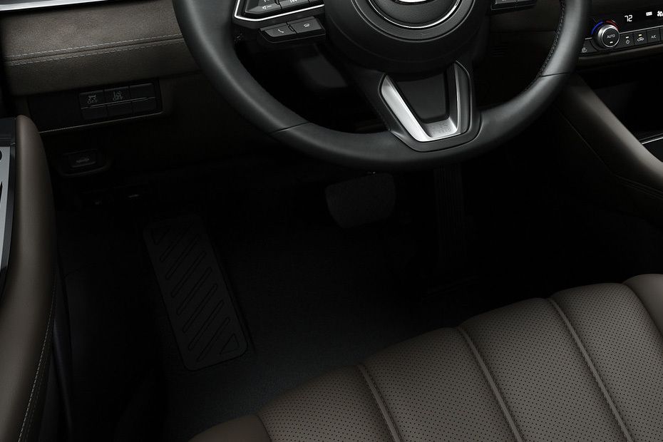 6 Sedan Richbrook Competition Foot Pedal Set