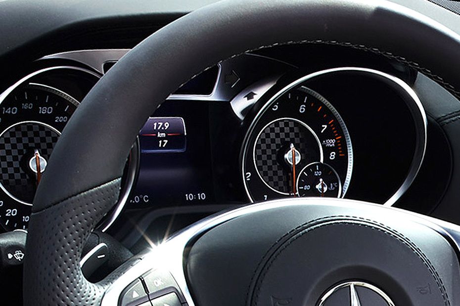 Mercedes-Benz SL-Class Tachometer