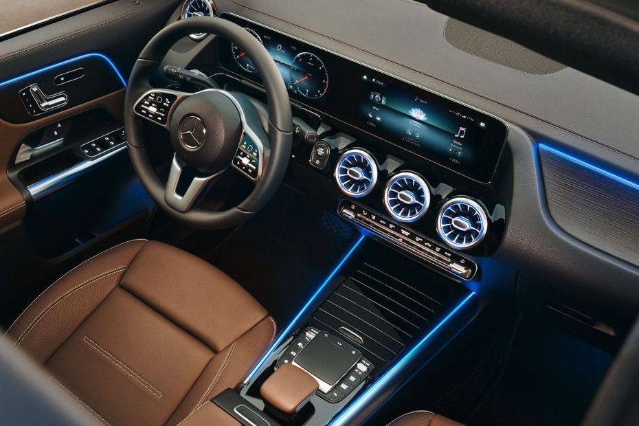 Mercedes-Benz GLA-Class Dashboard View