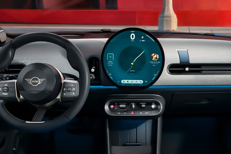 Dashboard View of 5 Door