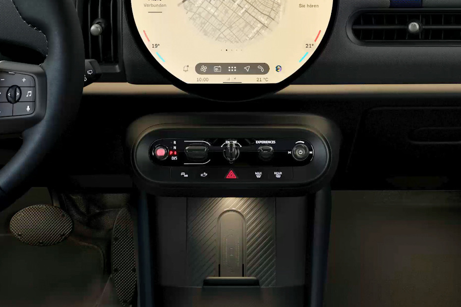 Front AC Controls of MINI 5 Door
