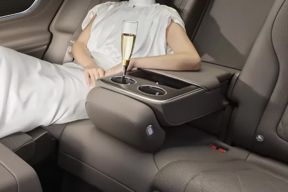 M9 Armrest Rear M9 Armrest Rear